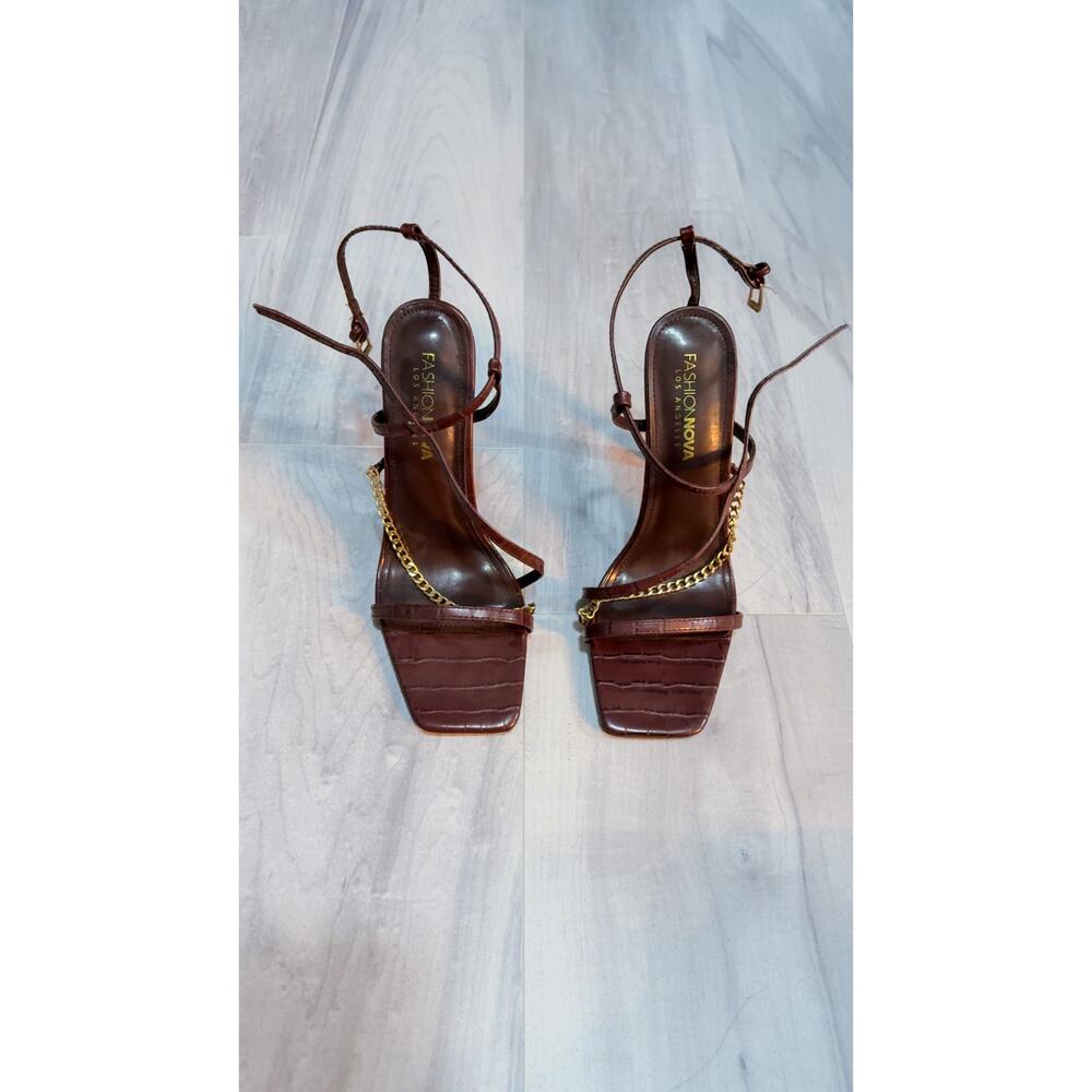 Fashion Nova Brown Chain Heels